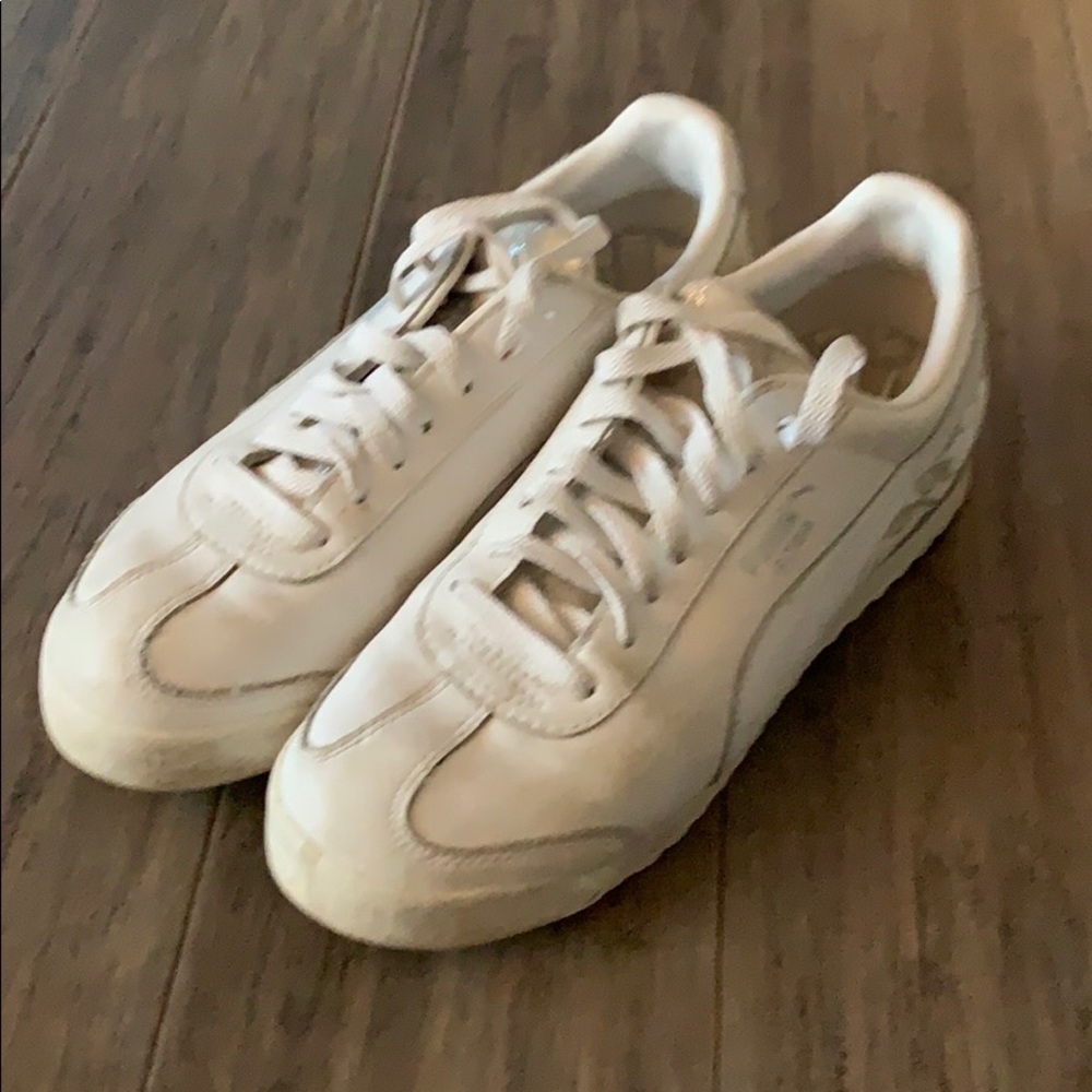PUMA Roma Sneakers